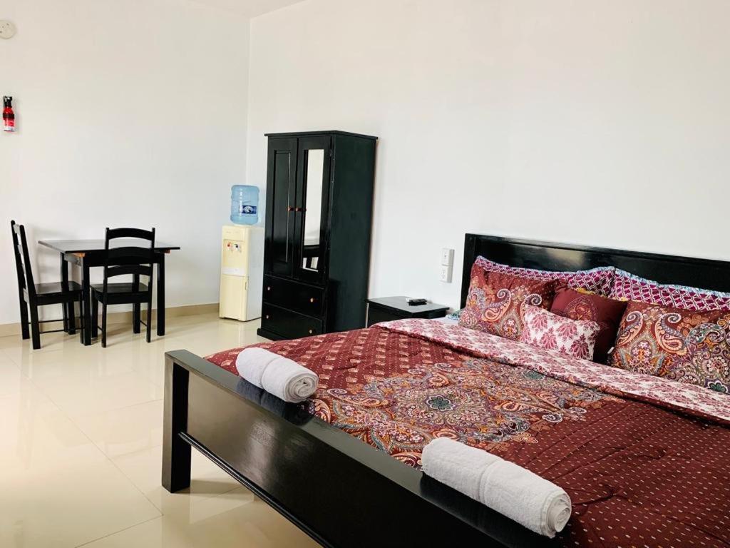 Coastal Bay Suite & Golf Cart Rental سان بيدرو المظهر الخارجي الصورة