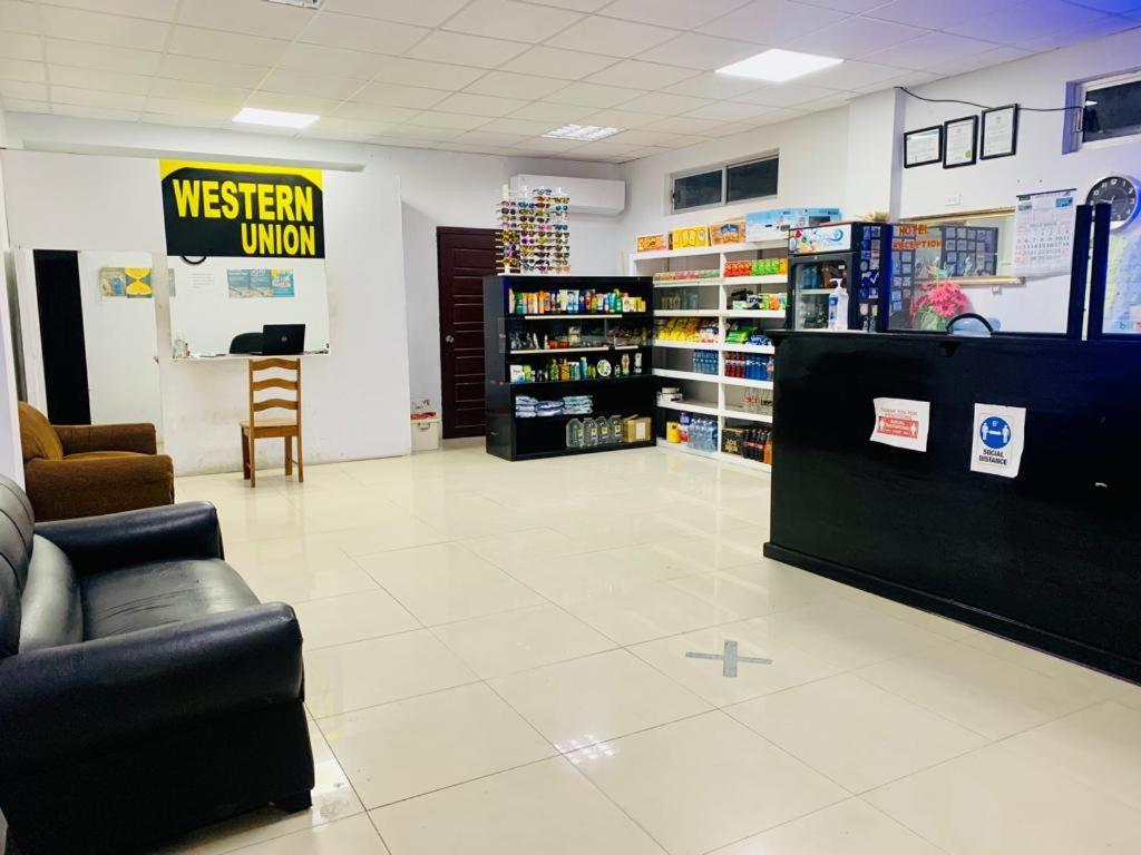 Coastal Bay Suite & Golf Cart Rental سان بيدرو المظهر الخارجي الصورة