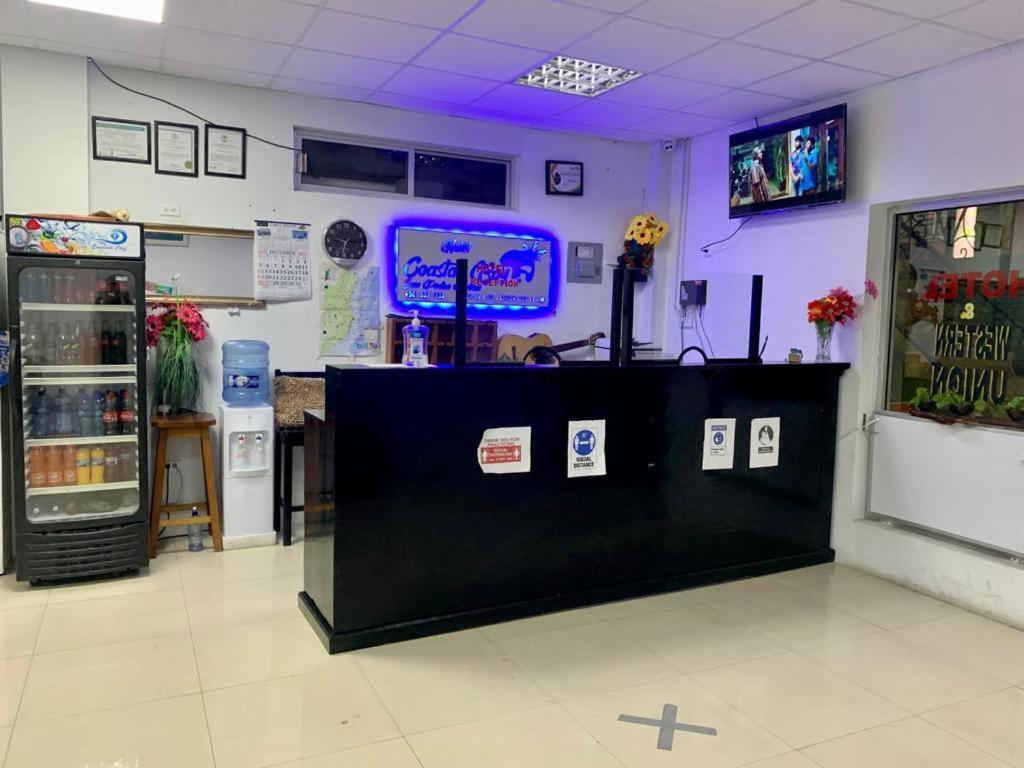 Coastal Bay Suite & Golf Cart Rental سان بيدرو المظهر الخارجي الصورة